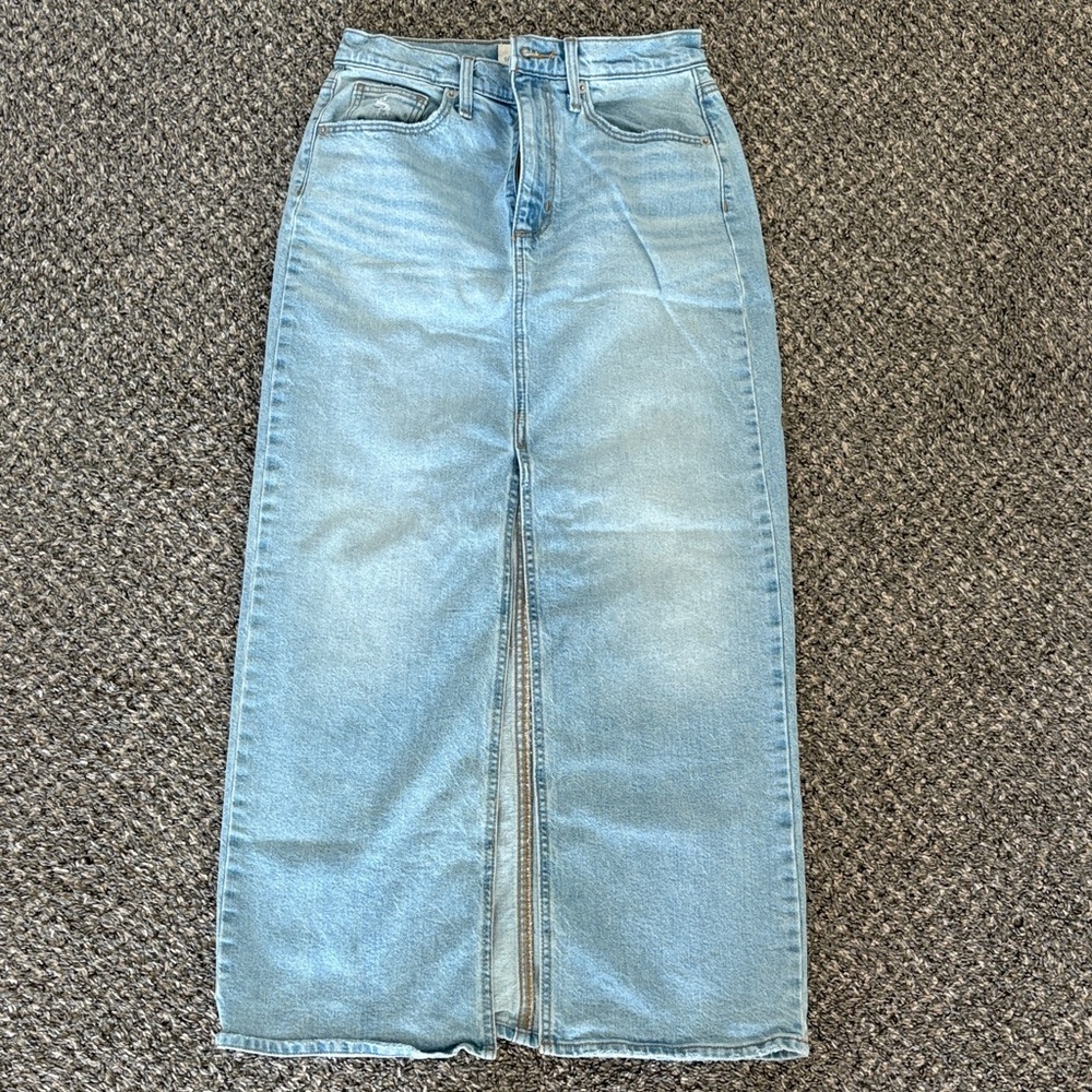 Universal Thread: Classic Blue Denim Maxi Skirt